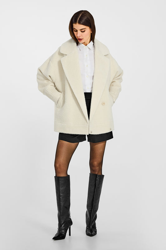 Sentaler Bouclé Alpaca Aviator Ivory Jacket in Bouclé Alpaca wool. Seen from front open on female model.