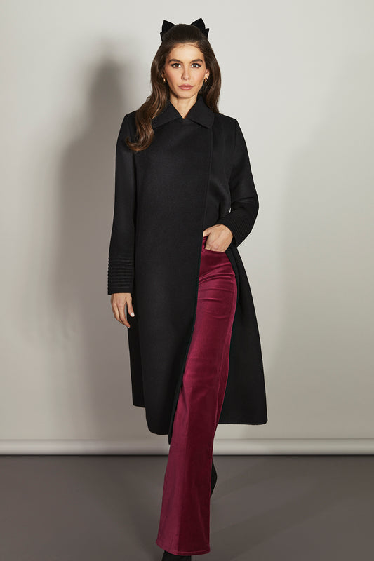 Sentaler Baby Alpaca Long Lapel Collar Wrap Black Coat in Baby Alpaca wool. Seen from front on female model.