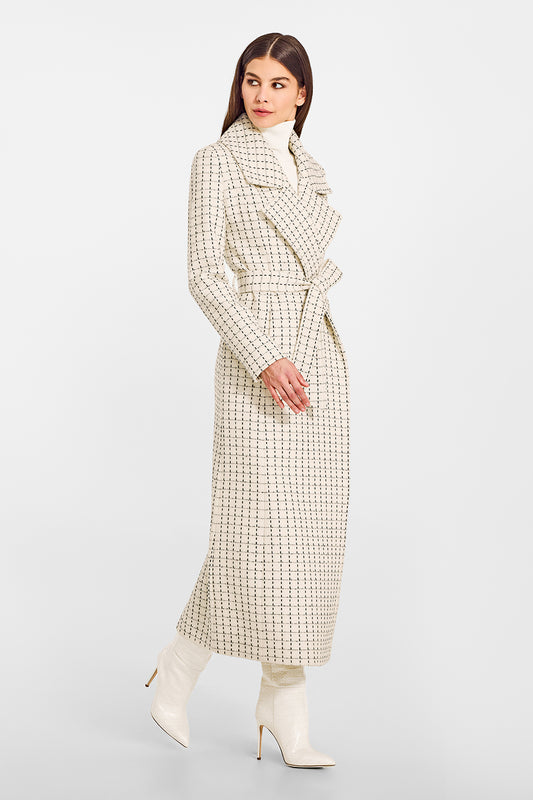 Sentaler Tweed Maxi Notched Collar Wrap Ivory Check Coat in Tweed Baby Alpaca wool. Seen from side belted on female model.